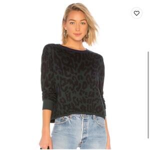 John & Jenn Fionne Long Sleeve Crew Animal Print Cheetah Sweater Size Medium
